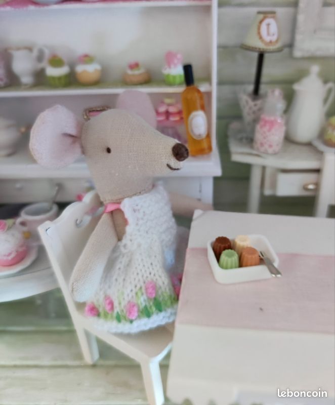 Jouet miniature plat et 4 petits flans pour poupées sylvanians ou souris maileg (image 1)