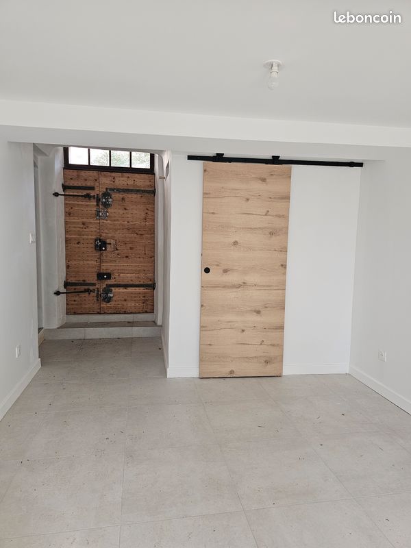 Appartement 3 pièces 80 m² · à Solliès-Pont · 80 m² · 900 €/mois