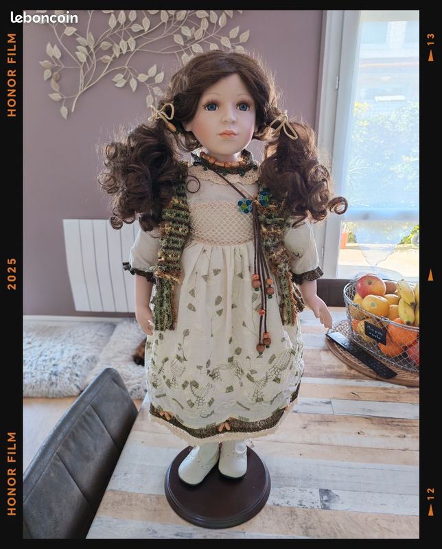 Grande Poupée D'artiste En Porcelaine 63 Cm - Fabriquée à La Main - Excellent état