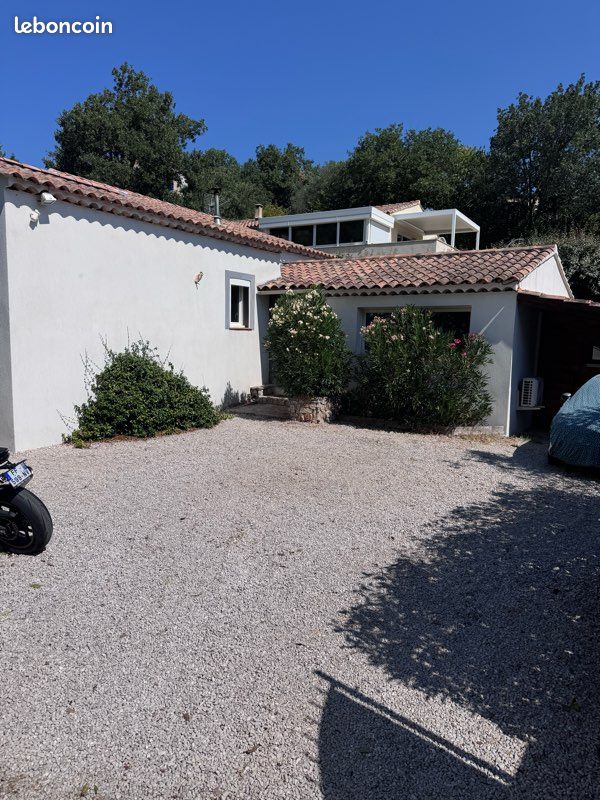 Maison 6 pièces 120 m² · à Saint-Maximin-la-Sainte-Baume · 120 m² · 470 000 €