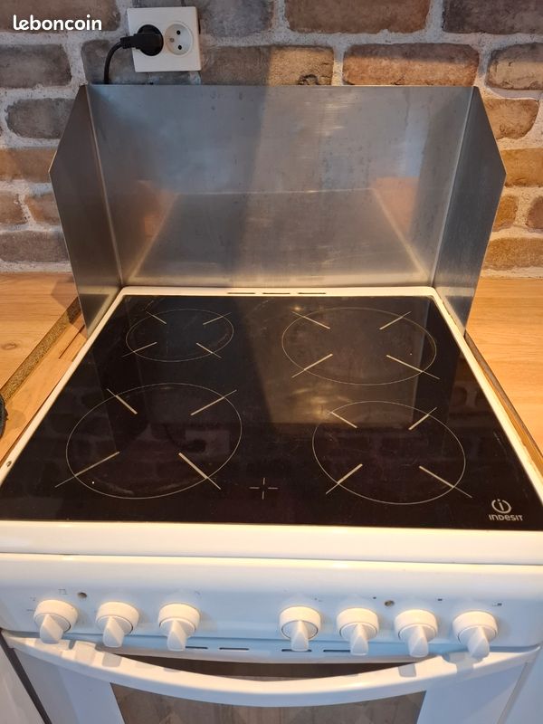 Cuisine blanche simple (image 18)