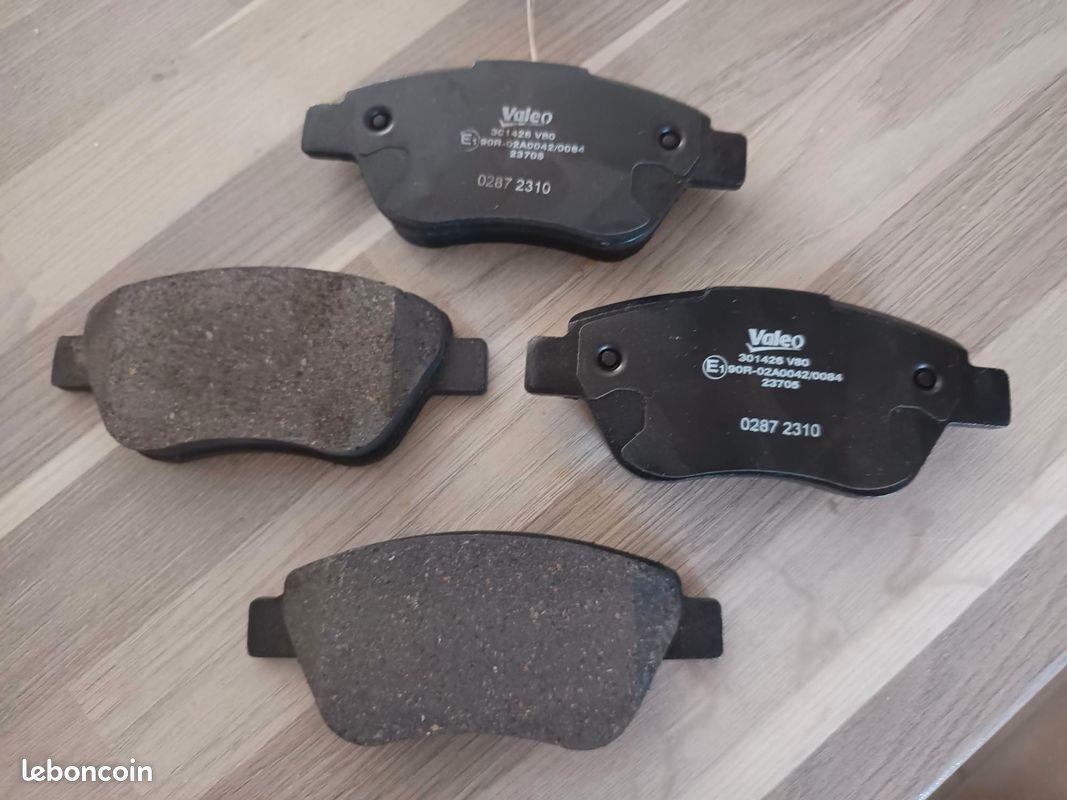 Plaquettes De Frein VALEO 301412 à Un Prix Avantageux
