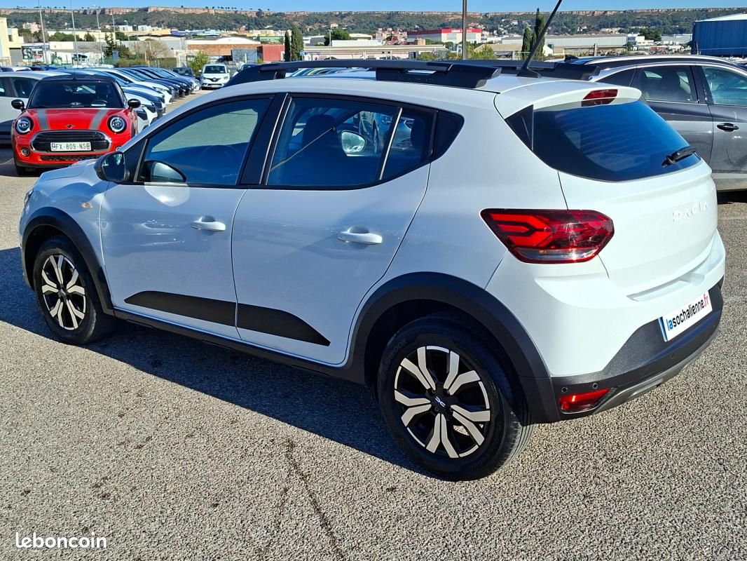 Dacia Sandero TCe 90 CVT Stepway Expression + toit ouvrant + radar av et caméra recul + clim auto... (image 3)