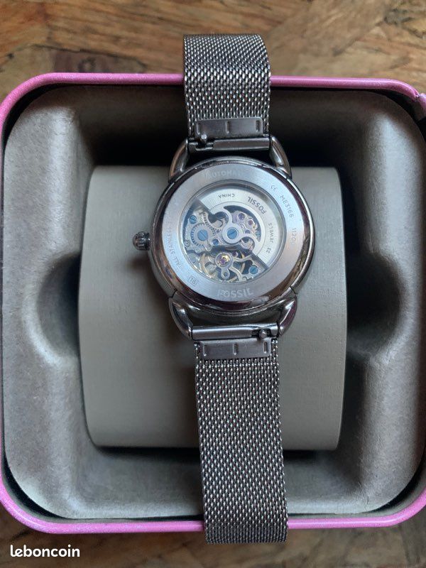 Montre fossil femme (image 1)