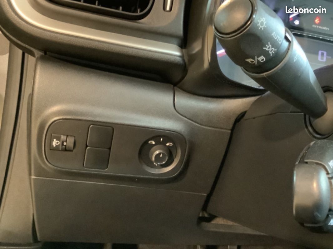 CITROEN C3 110 CV SS EAT6 Shine Pack (image 19)