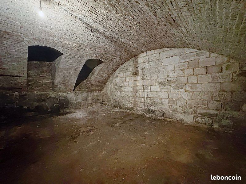 Local commercial 1 pièce 71 m² · à Rouen · 71 m² · 19 900 €