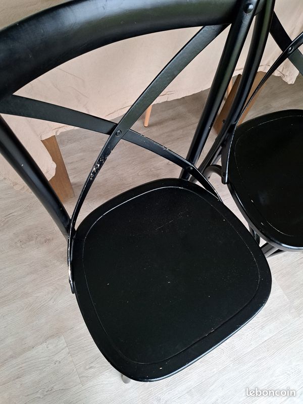 Lot 3 chaises type bistrot noires (image 2)