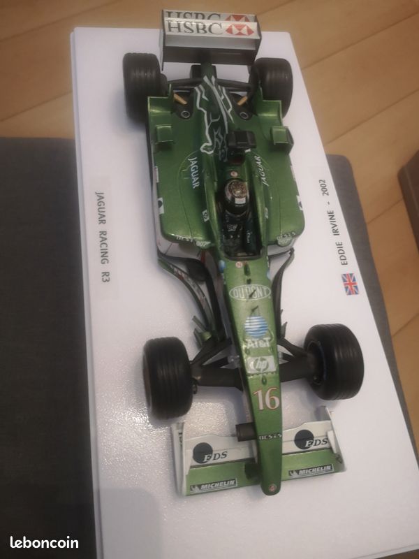 Hot Wheels 1/43 Jaguar R1 F1 – Eddie Irvine #7 – Diecast – Occasion