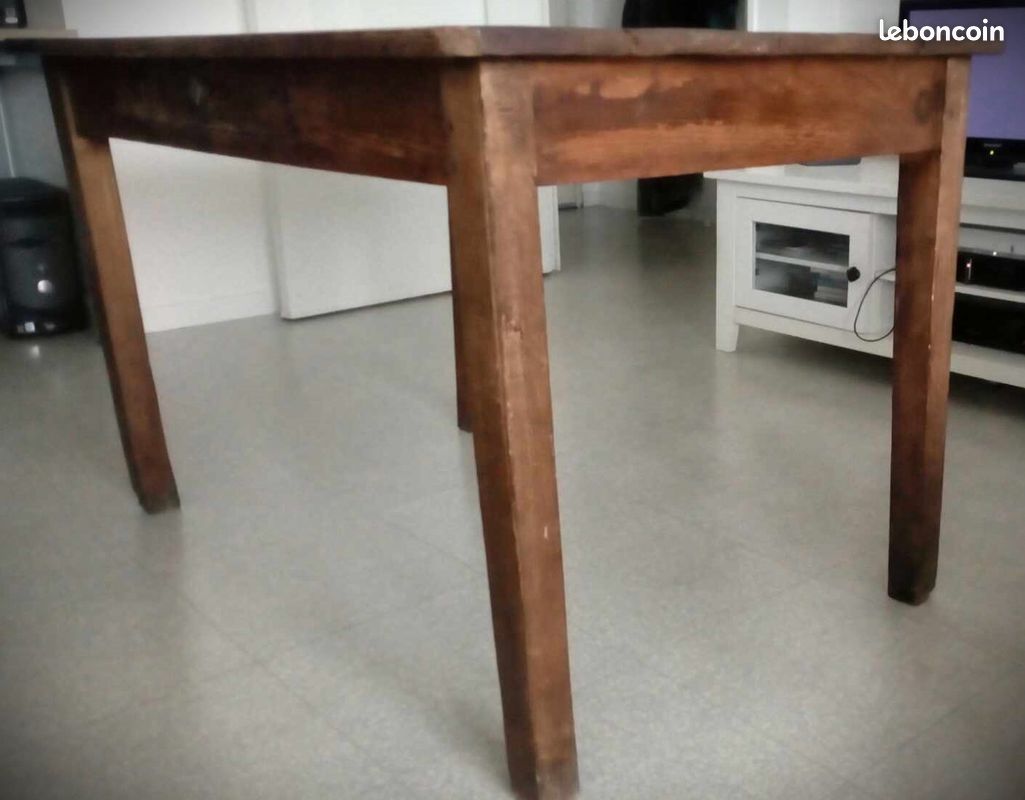 Table en bois massif (image 3)