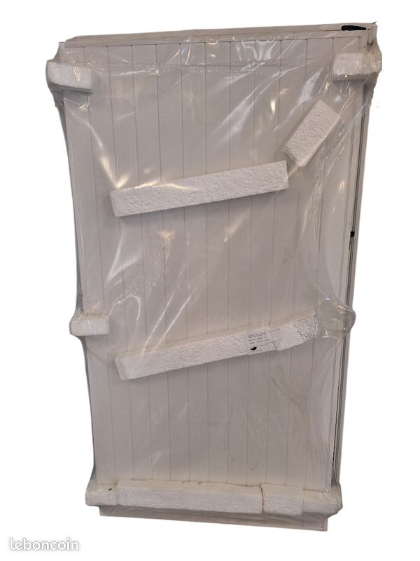 Volets battants pvc C2R avec baguette pvc abimée (image 2)
