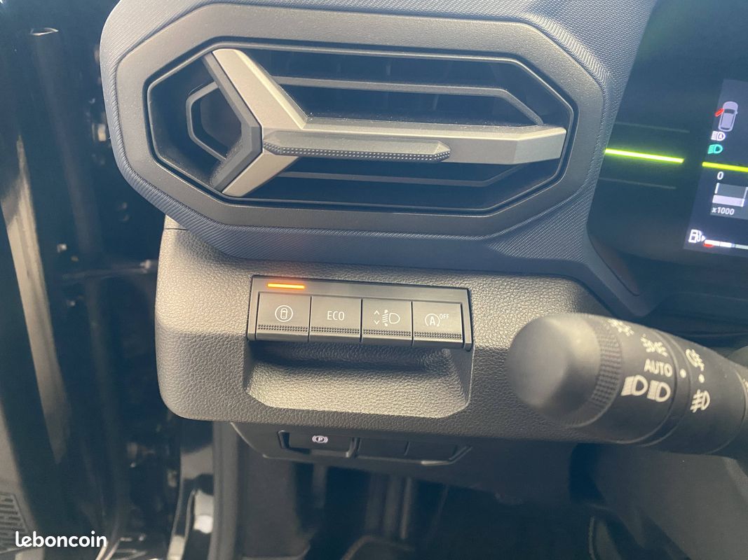 DACIA Duster TCe 130 4x2 Journey (image 18)