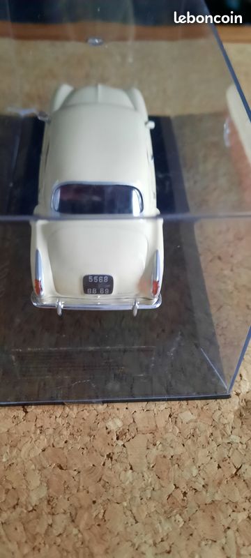 NOREV PLASTIQUE ANCIENNE Renault Fregate Gd Pavois N° / Idem Minialuxe