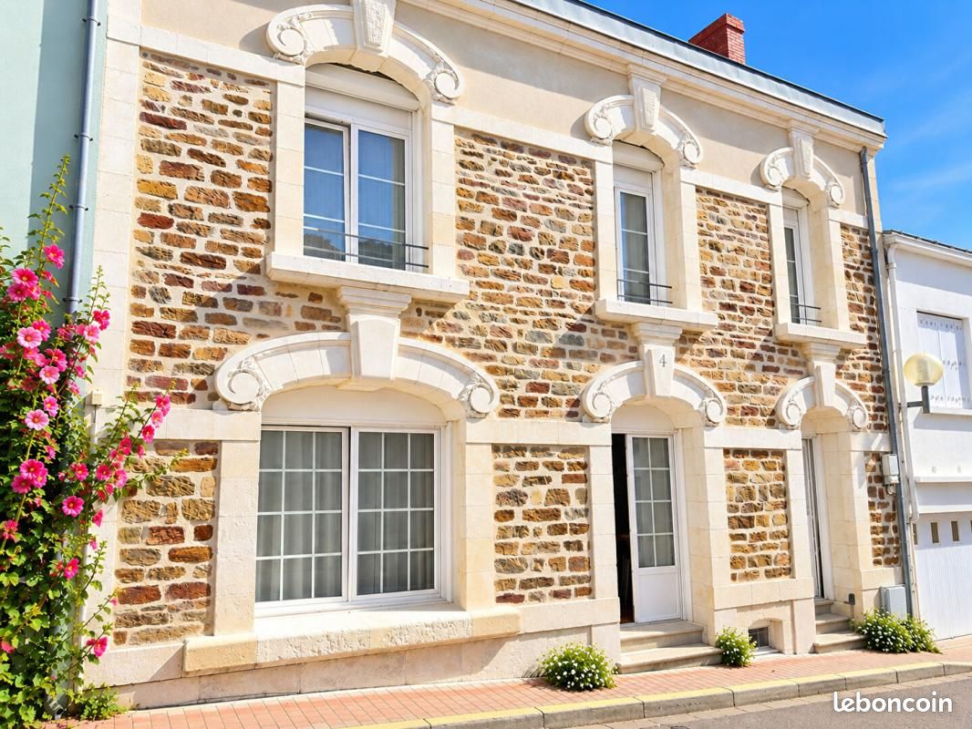 Maison 4 pièces 105 m² · aux Sables-d'Olonne · 105 m² · 449 500 €