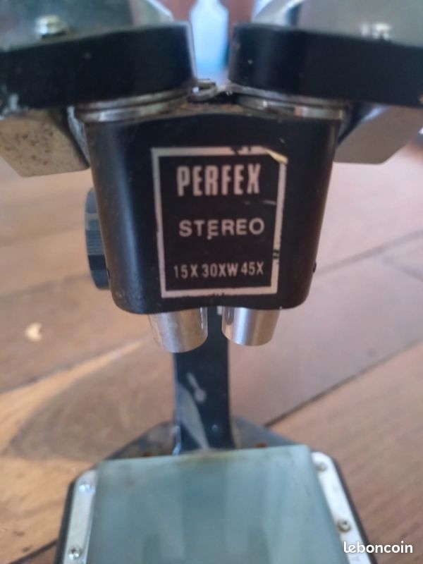 Microscope (image 2)
