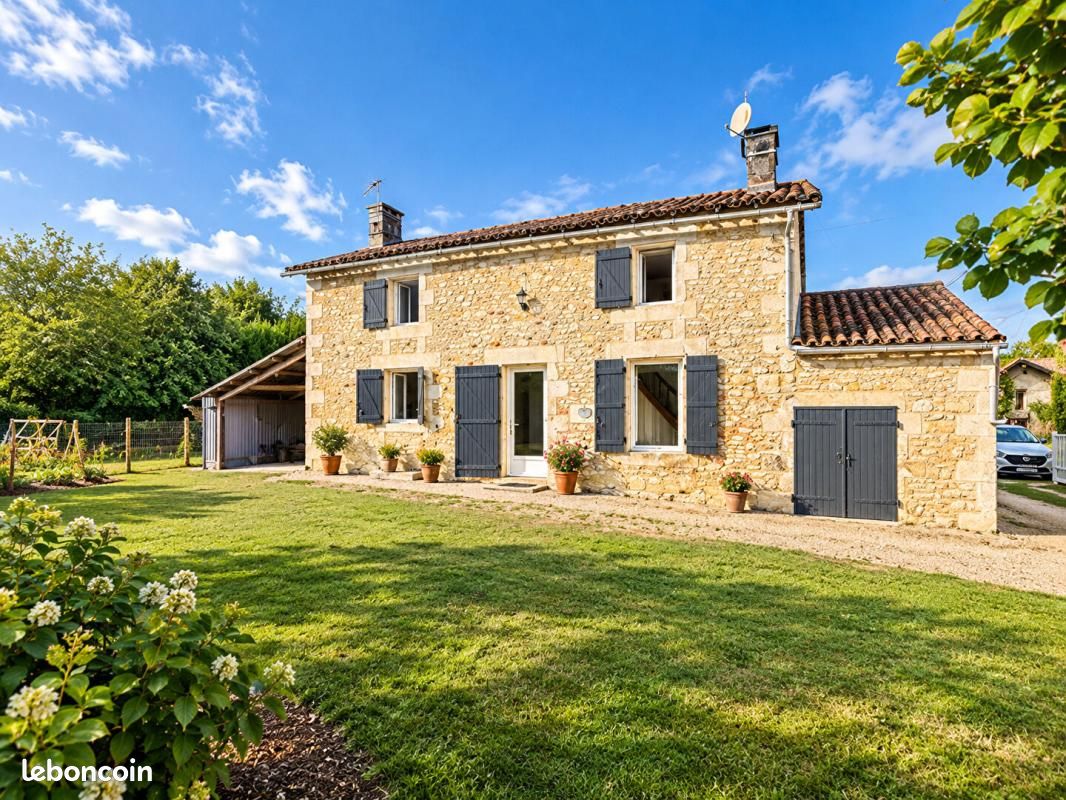 Maison 3 pièces 87 m² · à Pouillé · 87 m² · 136 500 €