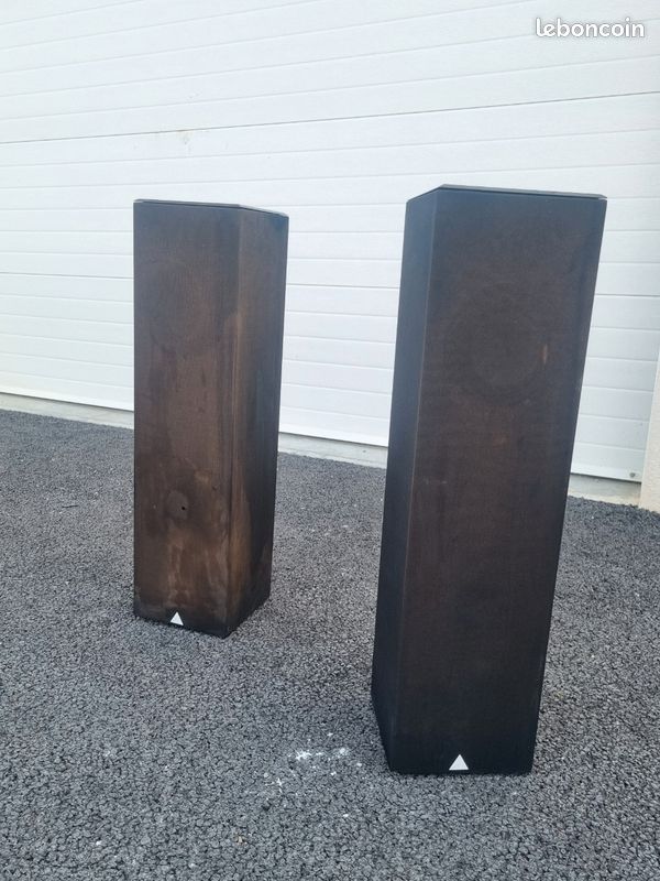 Enceinte colonne triangle scalene (image 2)