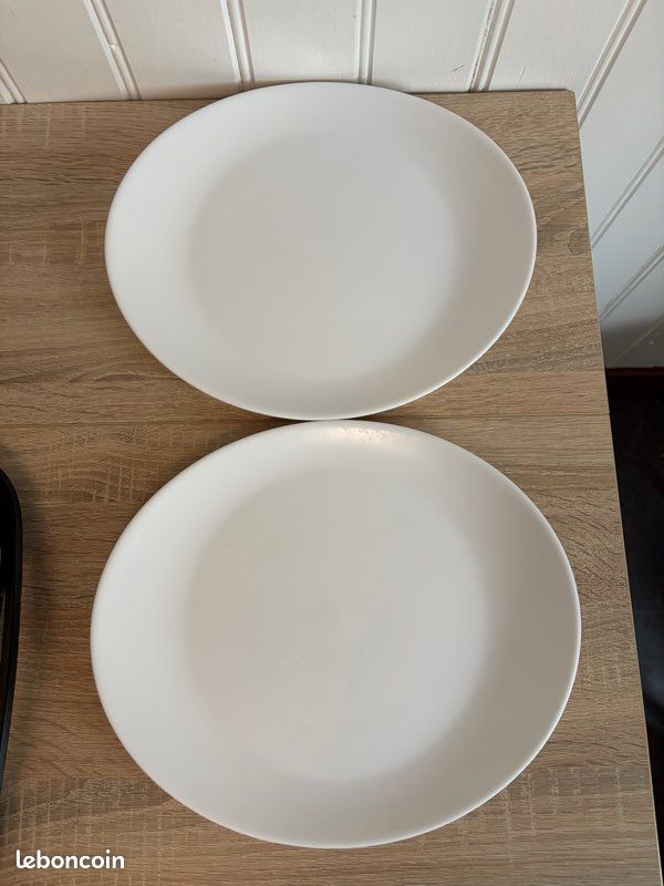 Plat (image 1)