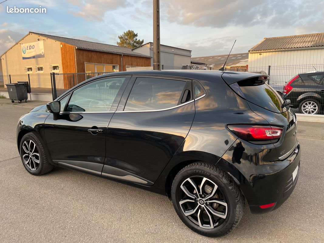 Renault Clio IV Phase II 1.5L DCI 90CV PACK INTENS 145 000KM JA/S&S/FULL LED/GPS RLINK/RADAR/REGUL/SEMI CUIR/CLIM AUTO 01.2017 (image 4)