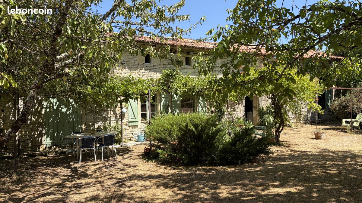 Maison 7 pièces 170 m² · à Saint-Fraigne · 170 m² · 149 950 €