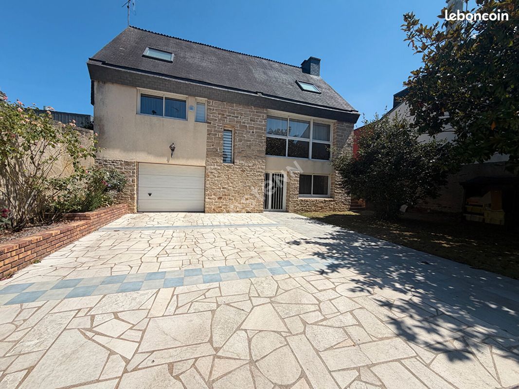 Maison 6 pièces 157 m² · à Ploërmel · 157 m² · 376 200 €
