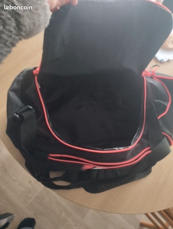 Sac de sport (image 4)