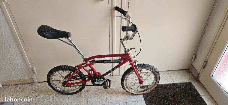 Achetez vélo bmx noir bmx occasion, annonce vente à Vézénobres (30