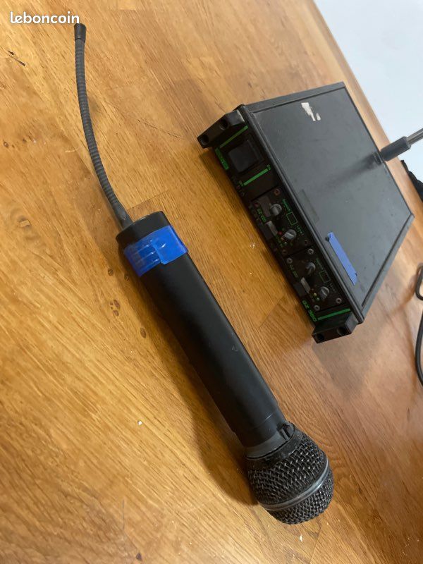 Microphone Vintage Bouyer 709 – Avec Pied Et Transformateur – Fabriqué En France