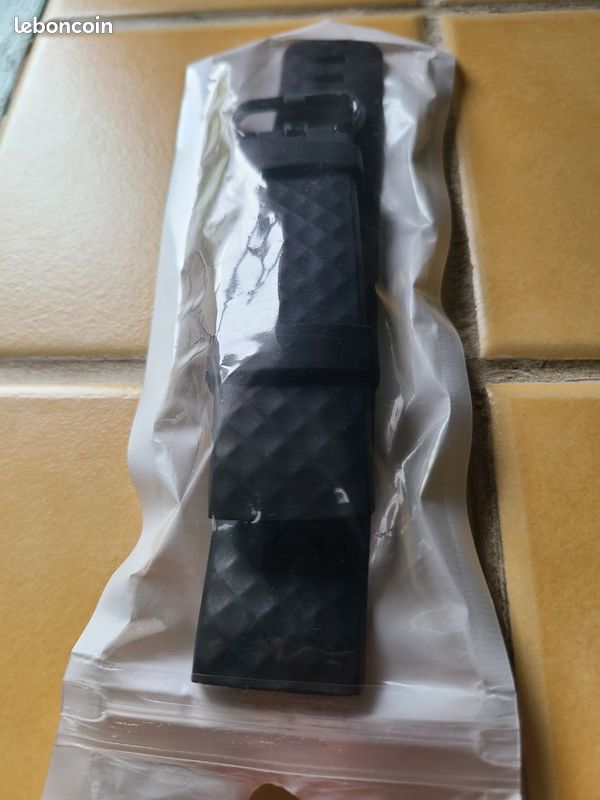 Montre Fitbit charge 3 et bracelets (image 18)