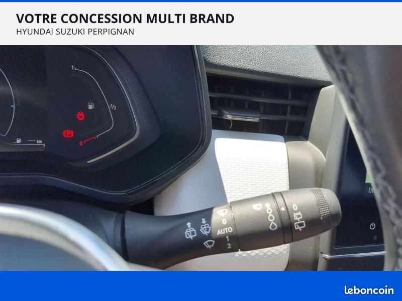 Renault Clio 1.6 E-Tech 145ch full hybrid Evolution (image 16)