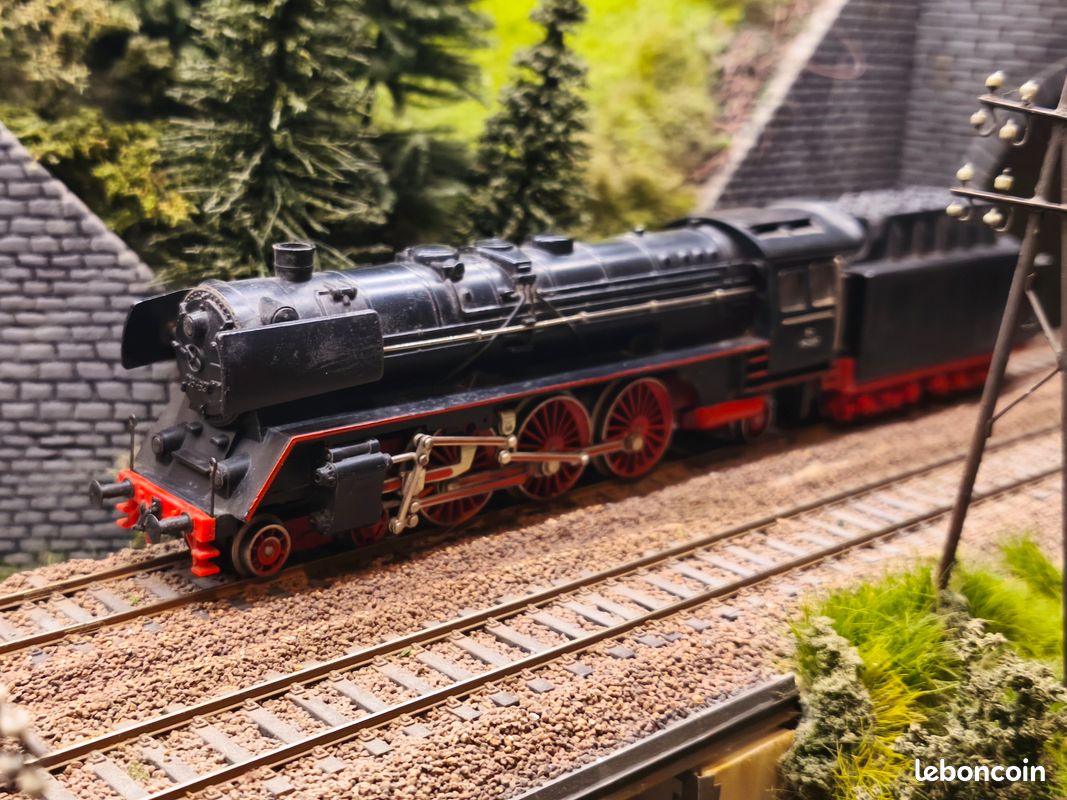 Locomotive à Vapeur HO Fleischmann 1361 – Noir – Occasion