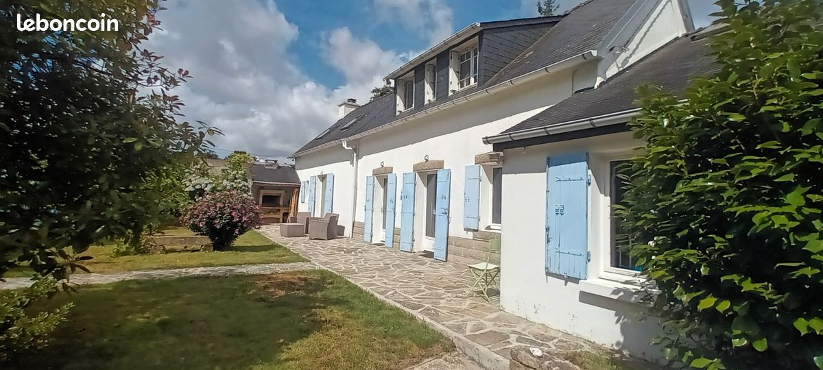 Maison 5 pièces 110 m² · à Châteauneuf-du-Faou · 110 m² · 168 000 €