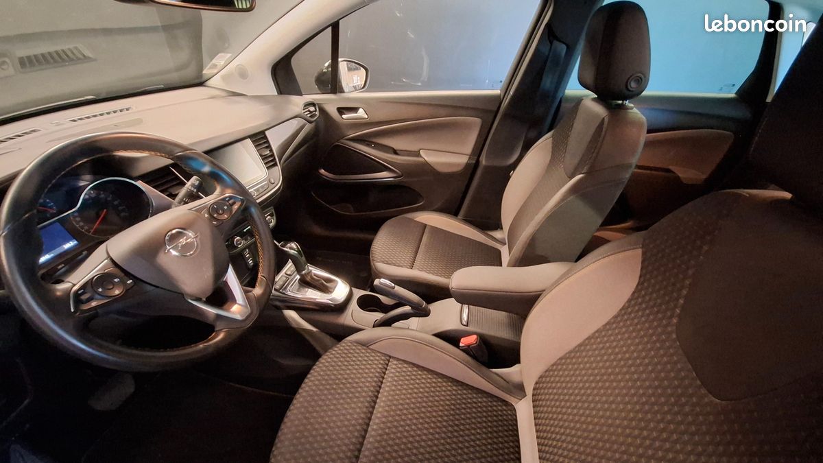 OPEL CROSSLAND X 1.2 T 110CH INNOVATION BOÎTE AUTO - CARPLAY - AFFICHAGE TÊTE HAUTE - DISTRIBUTION Ok (image 28)