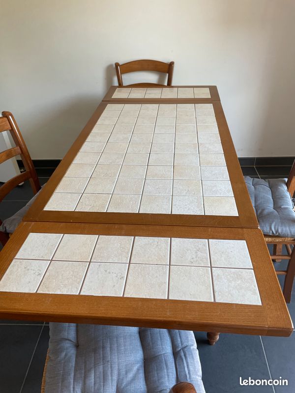 Table cuisine et chaises (image 2)