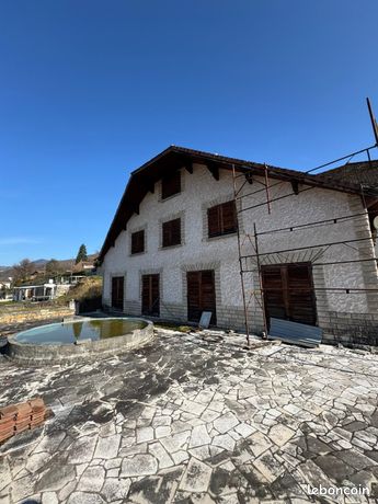 Maison 13 pièces 290 m²
