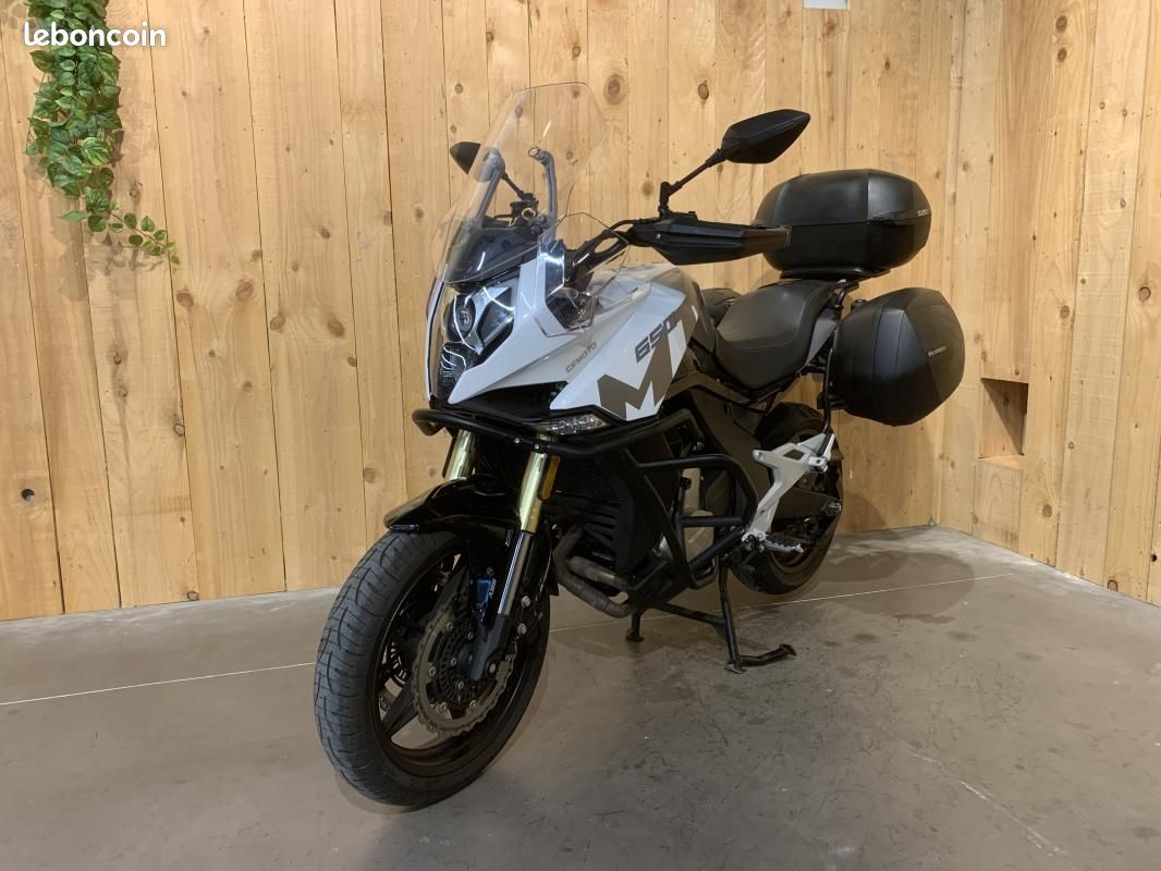 CF Moto MT 650 649 cm3 (image 4)