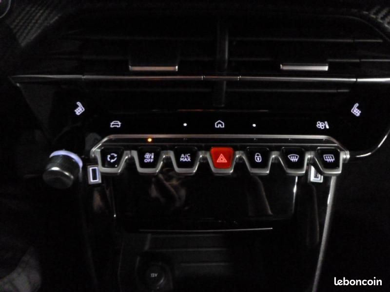Peugeot 208 1.2 Hybrid 110ch Allure e-DCS6 (image 21)