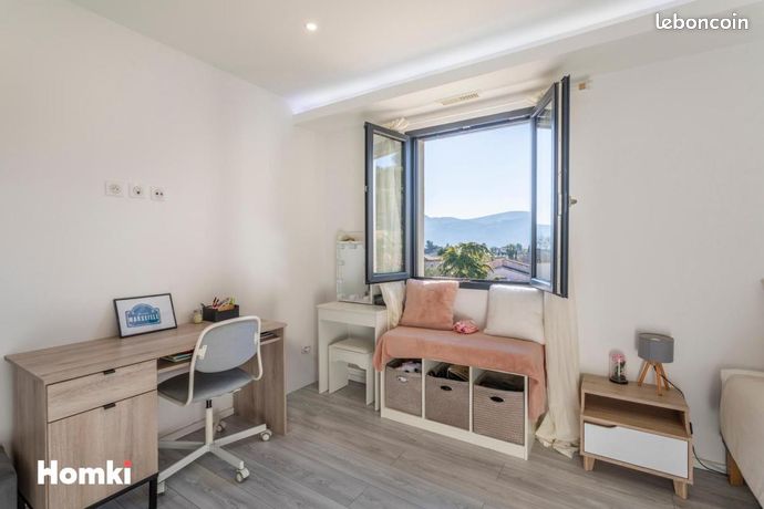 Maison 6 pièces 120 m² — 12