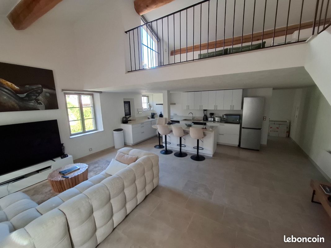 Appartement 3 pièces 80 m² · à La Garde-Freinet · 80 m² · 1 340 €/mois