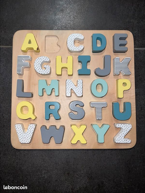 Puzzles alphabet vertbaudet (image 1)