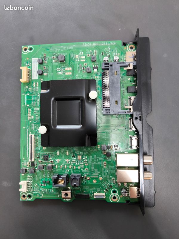 Carte Mère Principale Pour Téléviseur Hisense LTDN40K370WTEU 40" - Référence RSAG7.820.5880/ROH - Occasion Fonctionnelle