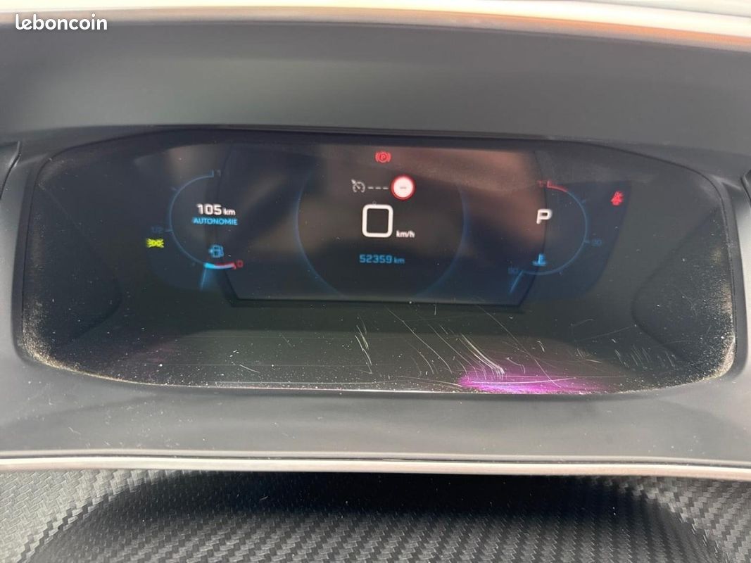 Peugeot 2008 1.2 PureTech 130ch S&S Allure Pack EAT8 (image 12)