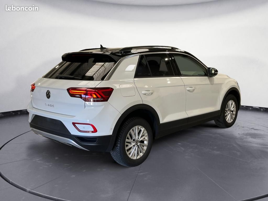 VOLKSWAGEN T-ROC TSI 110 Life - Digital Cockpit Pro - Extension garantie 3 ans (image 3)