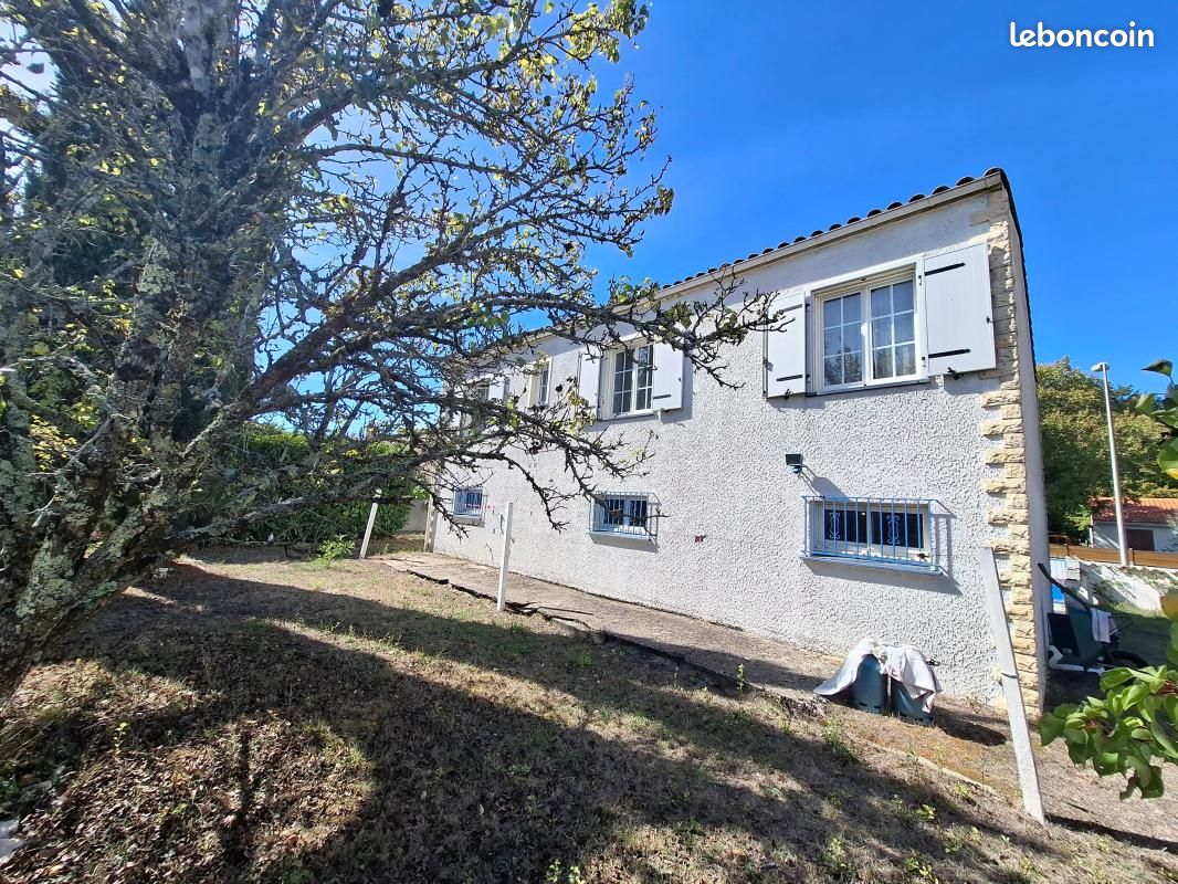 Maison 4 pièces 85 m² · à Saint-Sulpice-de-Royan · 85 m² · 211 000 €