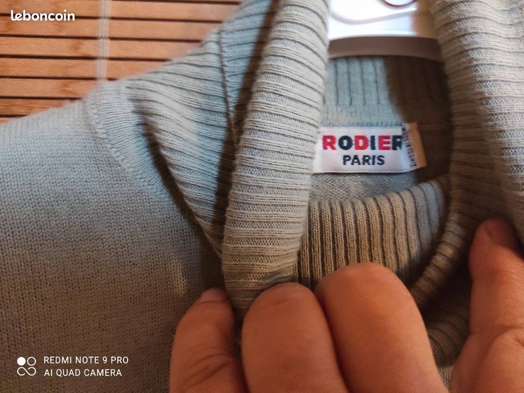 Pull léger col roulé Rodier taille 38 40 (image 2)