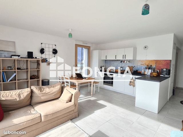 Appartement 3 pièces 62 m² · à Grenoble · 62 m² · 1 041 €