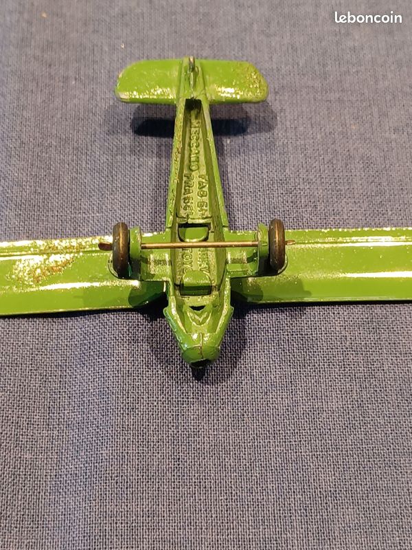 Lot 272 - DINKY TOYS (FRANCE) (2) VOL 2 Février 2025