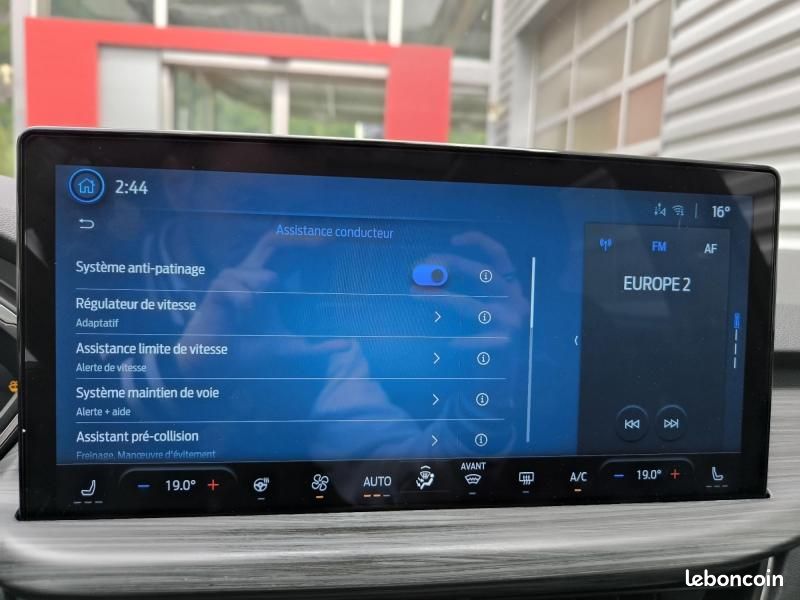 Ford Kuga 2.5 Duratec 183ch Hybrid Active X Powershift i-AWD (image 17)