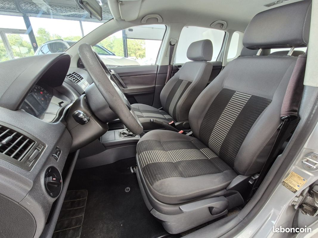 Volkswagen POLO IV Phase 2 1.4 TDi 68cv (image 8)