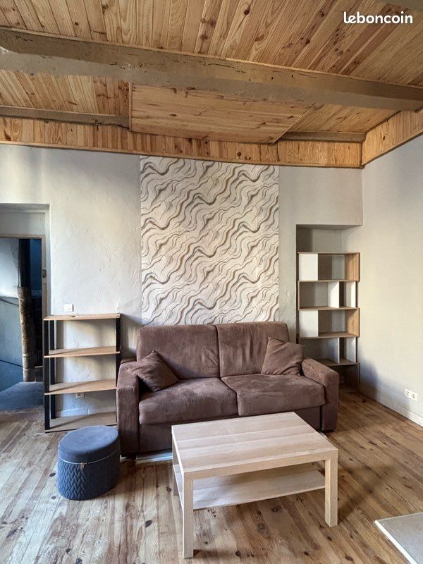Appartement 1 pièce 30 m² · à Saint-Affrique · 30 m² · 460 €