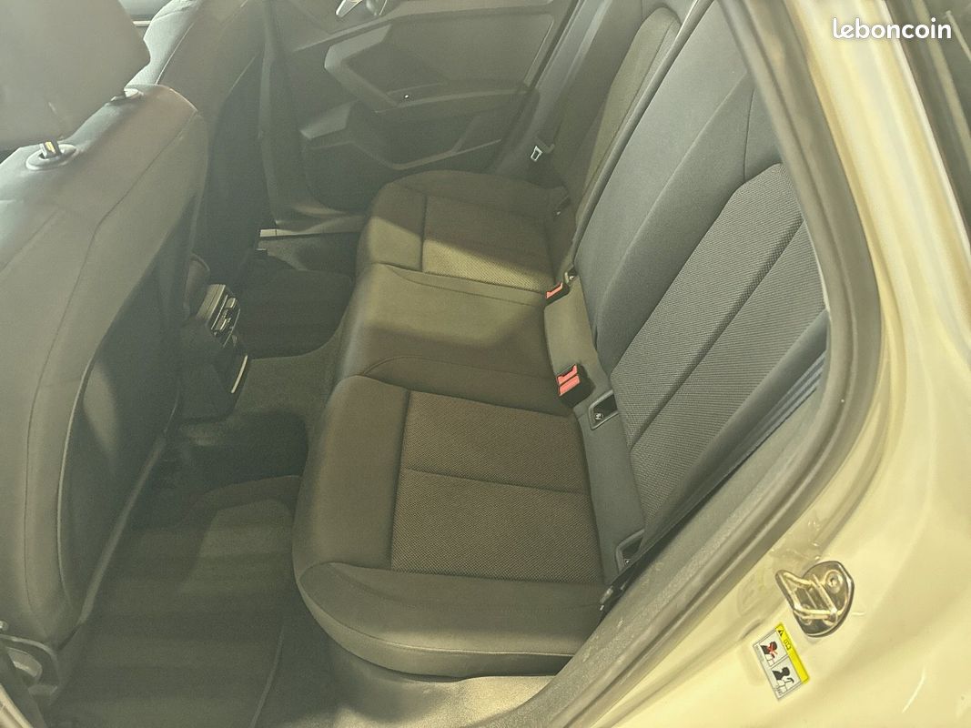 AUDI A3 Berline 30 TFSI Mild Hybrid 110 S tronic 7 Business Executive (image 17)